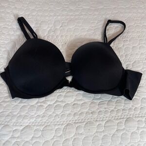 Victorias Secret Black Push Up Bra 38B B85 V Detail Strappy Adjustable Straps